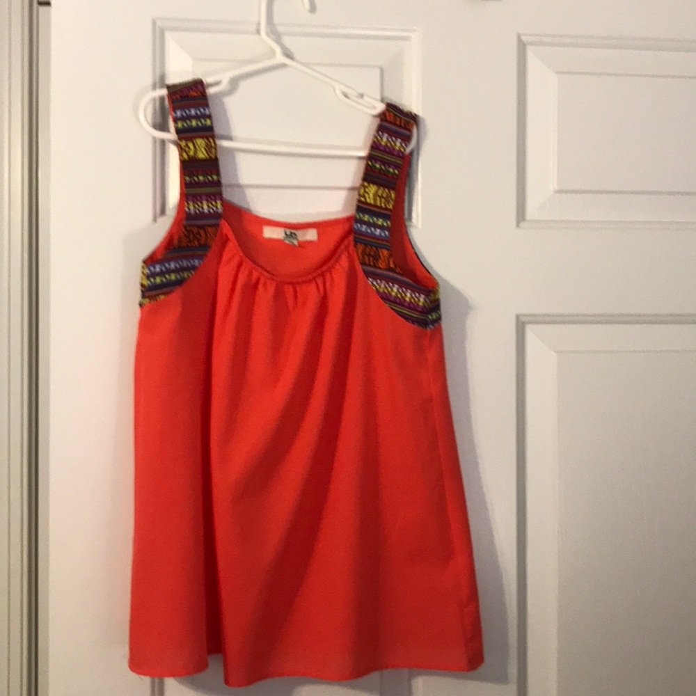 Cute boutique top!